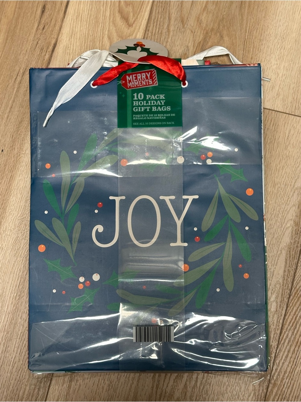 Merry Moments Holiday Gift Bags 10 Pack NIP Christmas Joy Variety